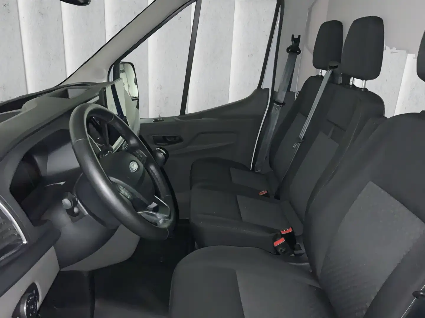 Ford Transit Kastenwagen Trend 350 L4 2.0 l EcoBlue . 6-Gang-Sc Weiß - 2