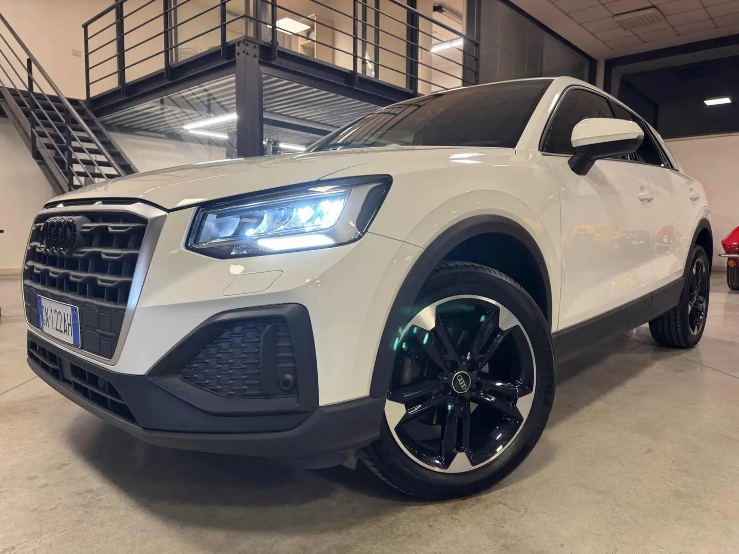 Audi Q2 35 TFSI S tronic Advanced Cerchi18" Bianco - 1