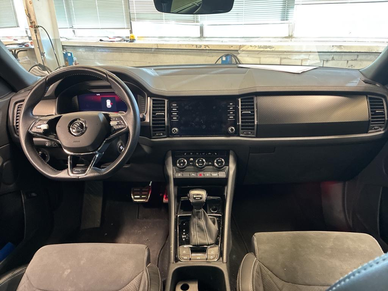 Skoda Kodiaq 2.0 TDI DSG Sportline 4x4 PANO*AHK*ACC*RFK — photo 4