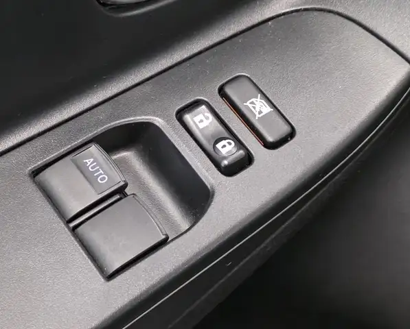 Toyota Yaris view 14