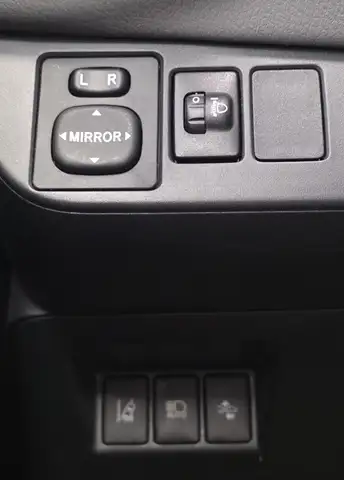 Toyota Yaris view 15