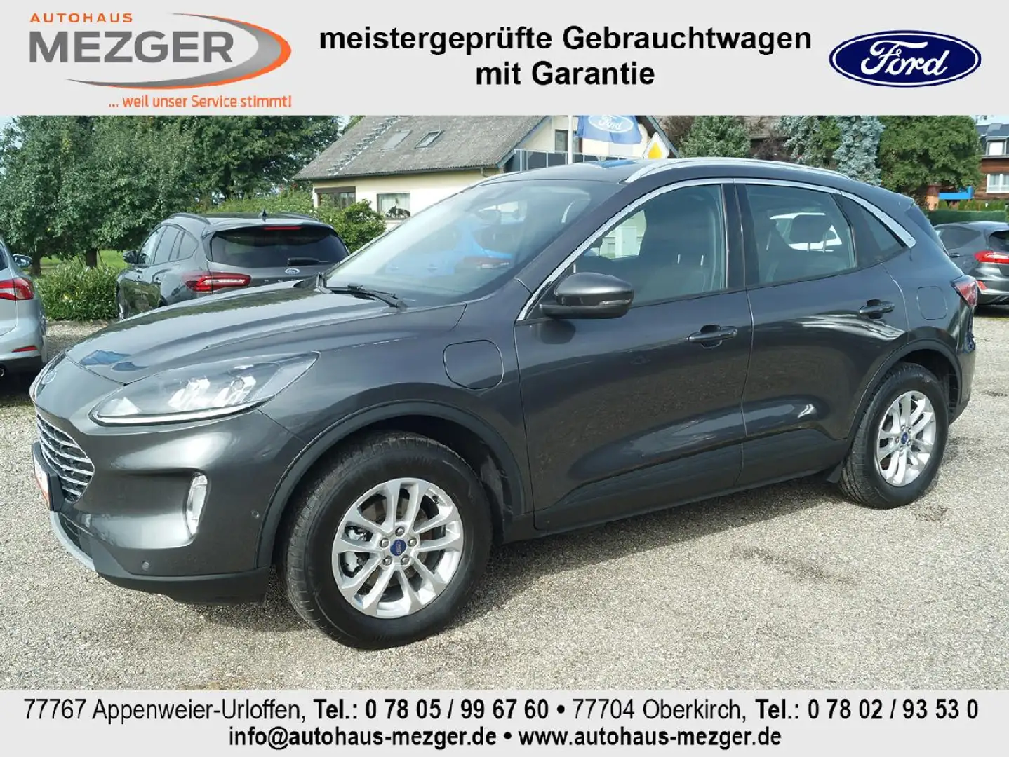 Ford Kuga Plug-In Hybrid Titanium Grau - 2