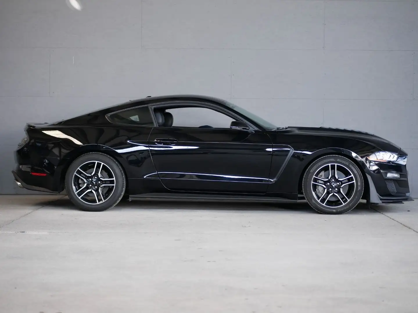 Ford Mustang GT 5.0 V8  Schalter * Shelby 500 Look * Zwart - 2