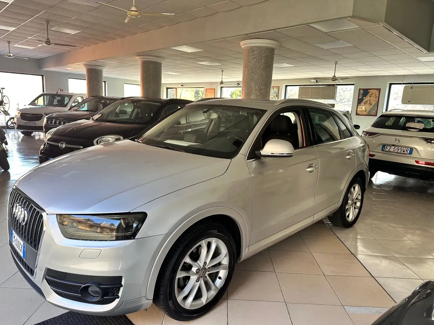 Audi Q3 Q3 I 2011 2.0 tdi Advanced quattro 177cv s-tronic Argento - 2