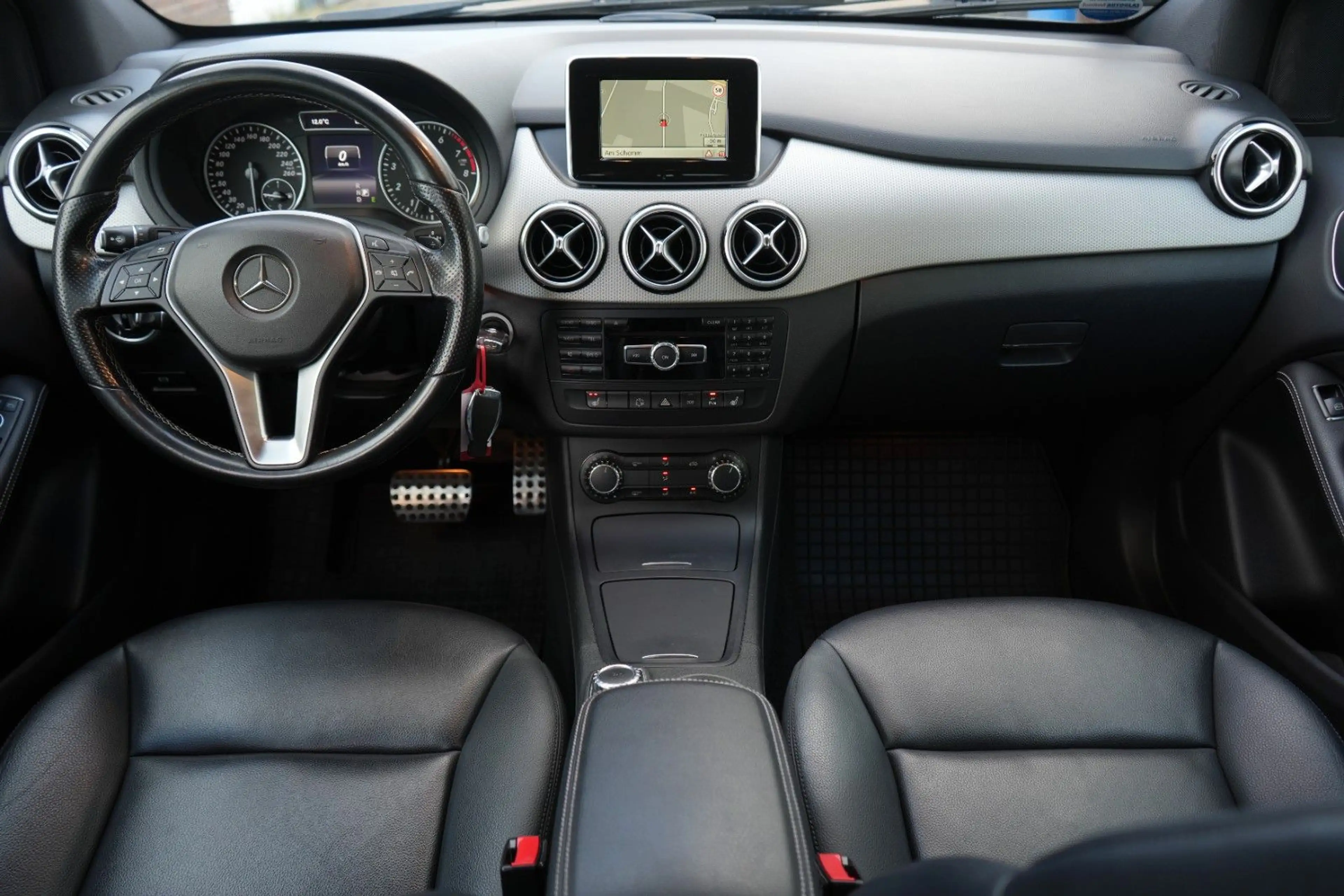 Mercedes-Benz B 180 7G-Automatik Sport-Paket *LEDER|BI-XENON* — photo 12