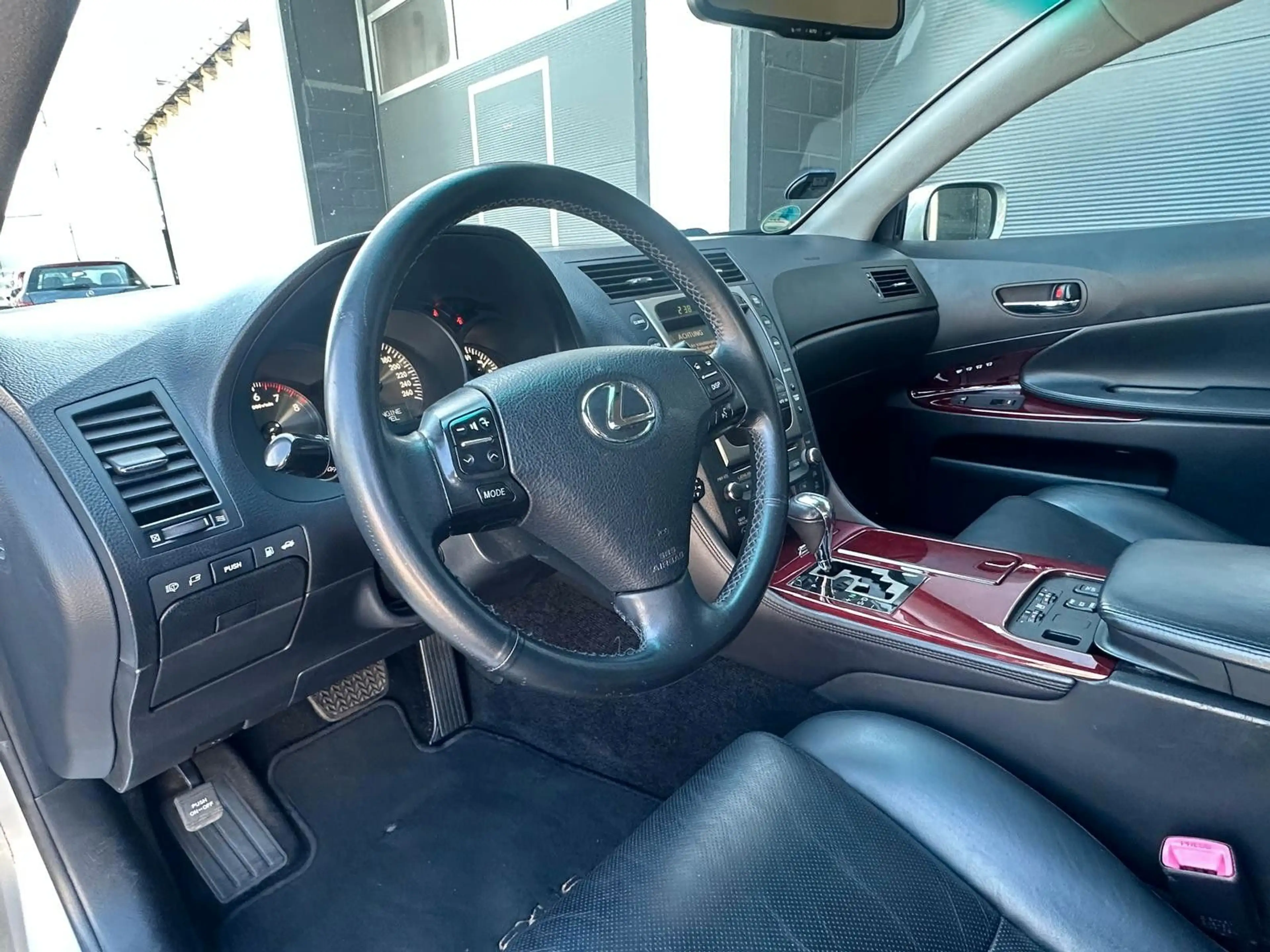 Lexus GS 300 Klima, Leder, 1.Hand, Memory, Kein Rost! — photo 6