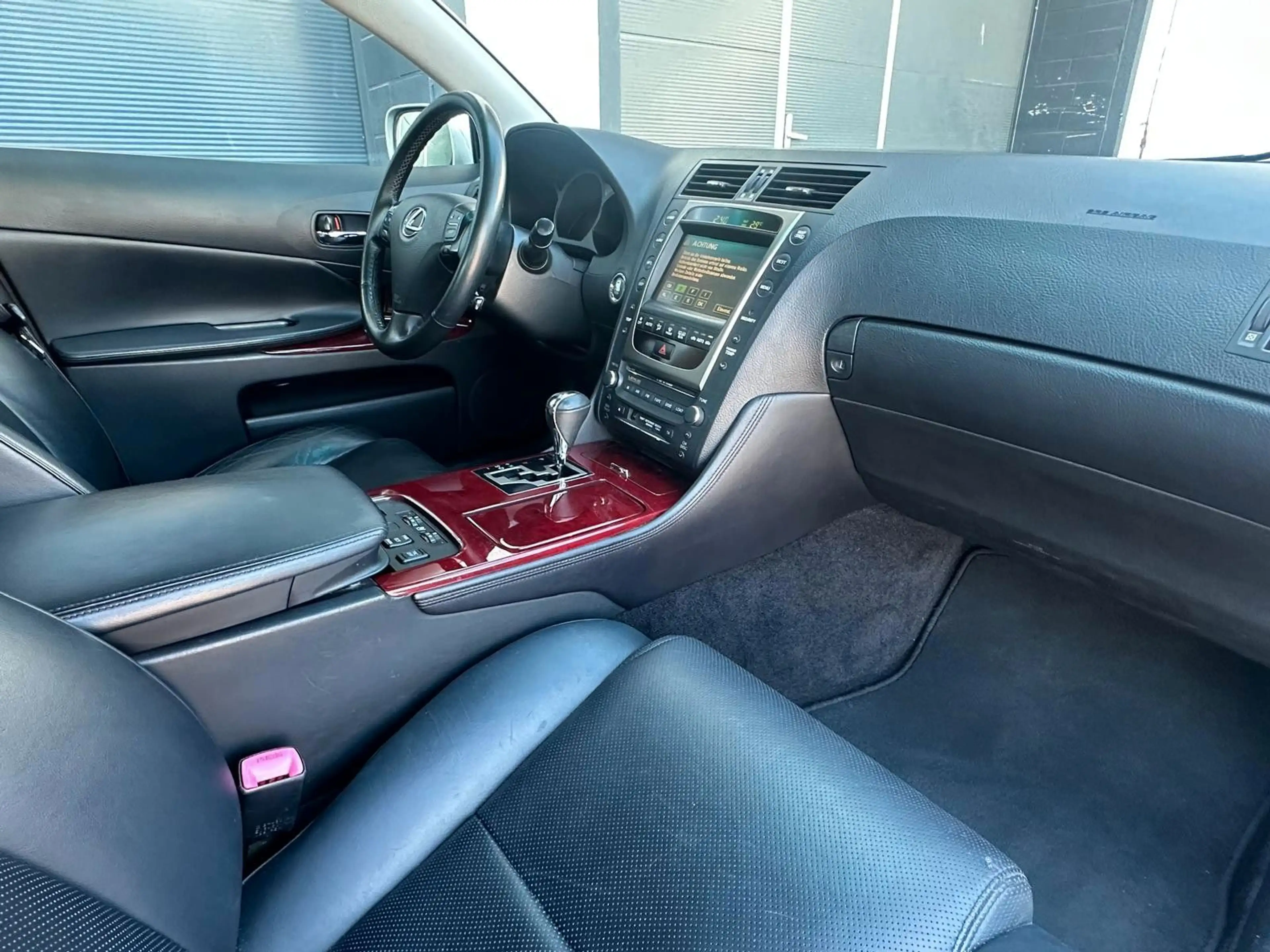 Lexus GS 300 Klima, Leder, 1.Hand, Memory, Kein Rost! — photo 9