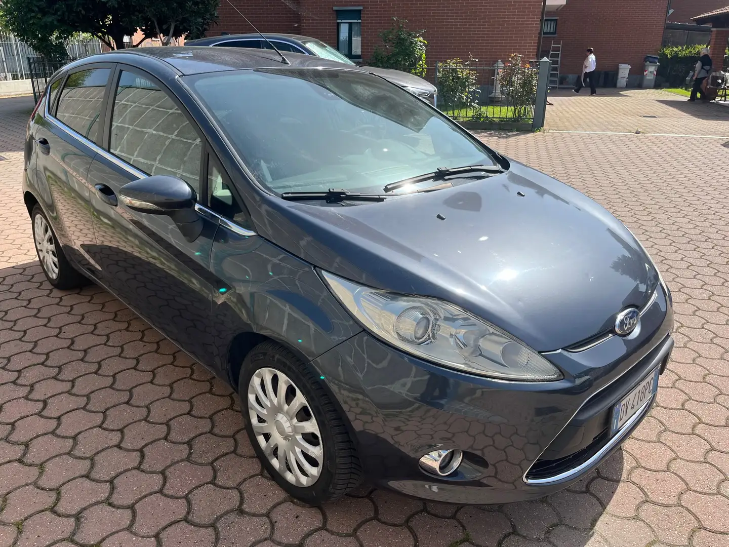 Ford Fiesta 5P 1.2 16V TITANIUM 82CV CLIMA AUTOMATICO TAGLIAND Blu/Azzurro - 2