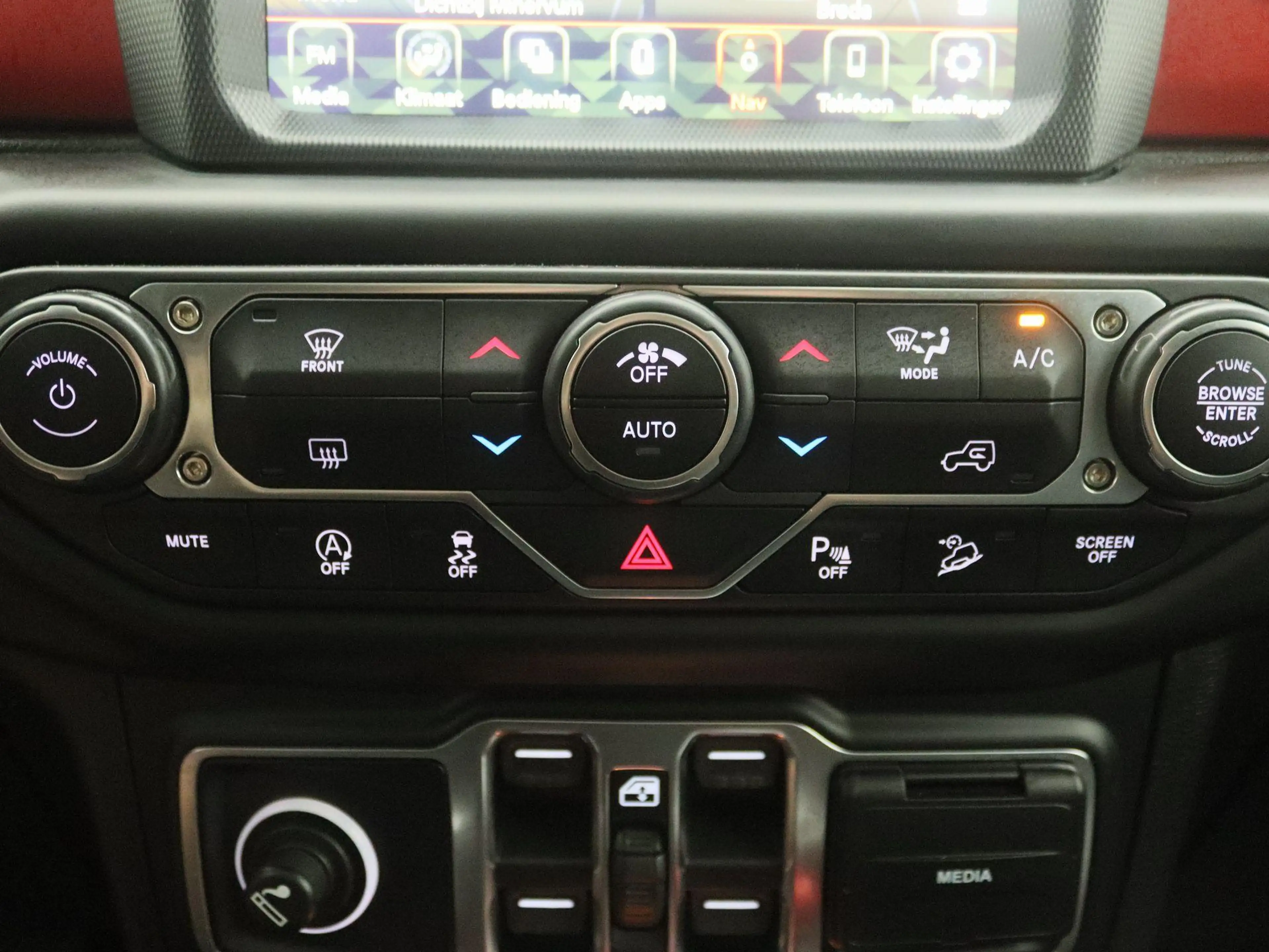 Jeep Wrangler 2.2D Rubicon — photo 9