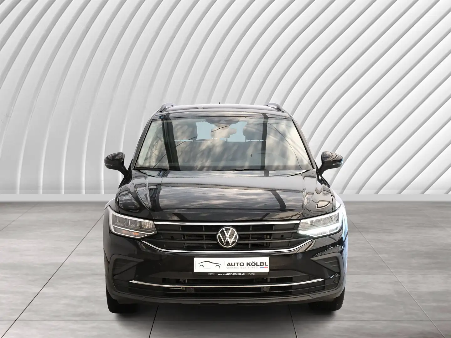 Volkswagen Tiguan Life M Sport ACC AHK NAVI LED Massage LM Schwarz - 2
