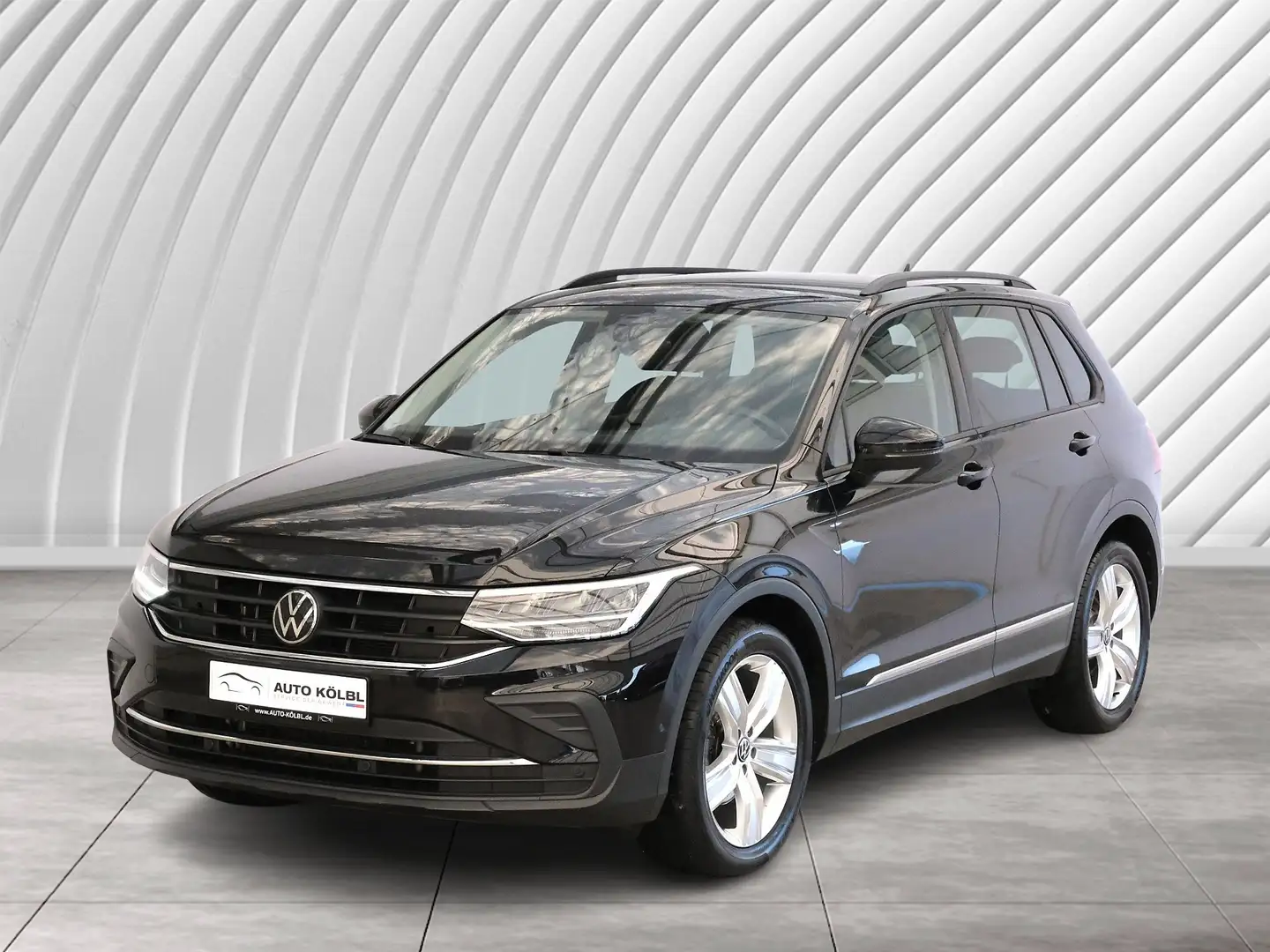 Volkswagen Tiguan Life M Sport ACC AHK NAVI LED Massage LM Schwarz - 1