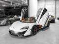 McLaren 570S 570S/V8/AKRAPOVIC | LIFT/ MALUS Paye/Ceramic/Camer Blanc - thumbnail 1