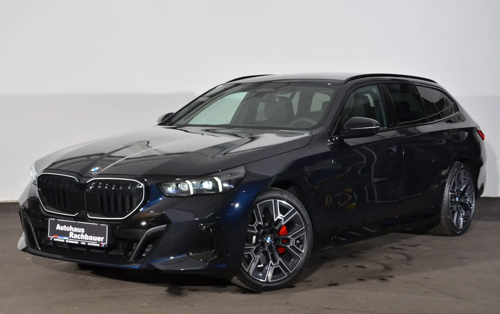 BMW 520 d xDrive Schwarz - 1