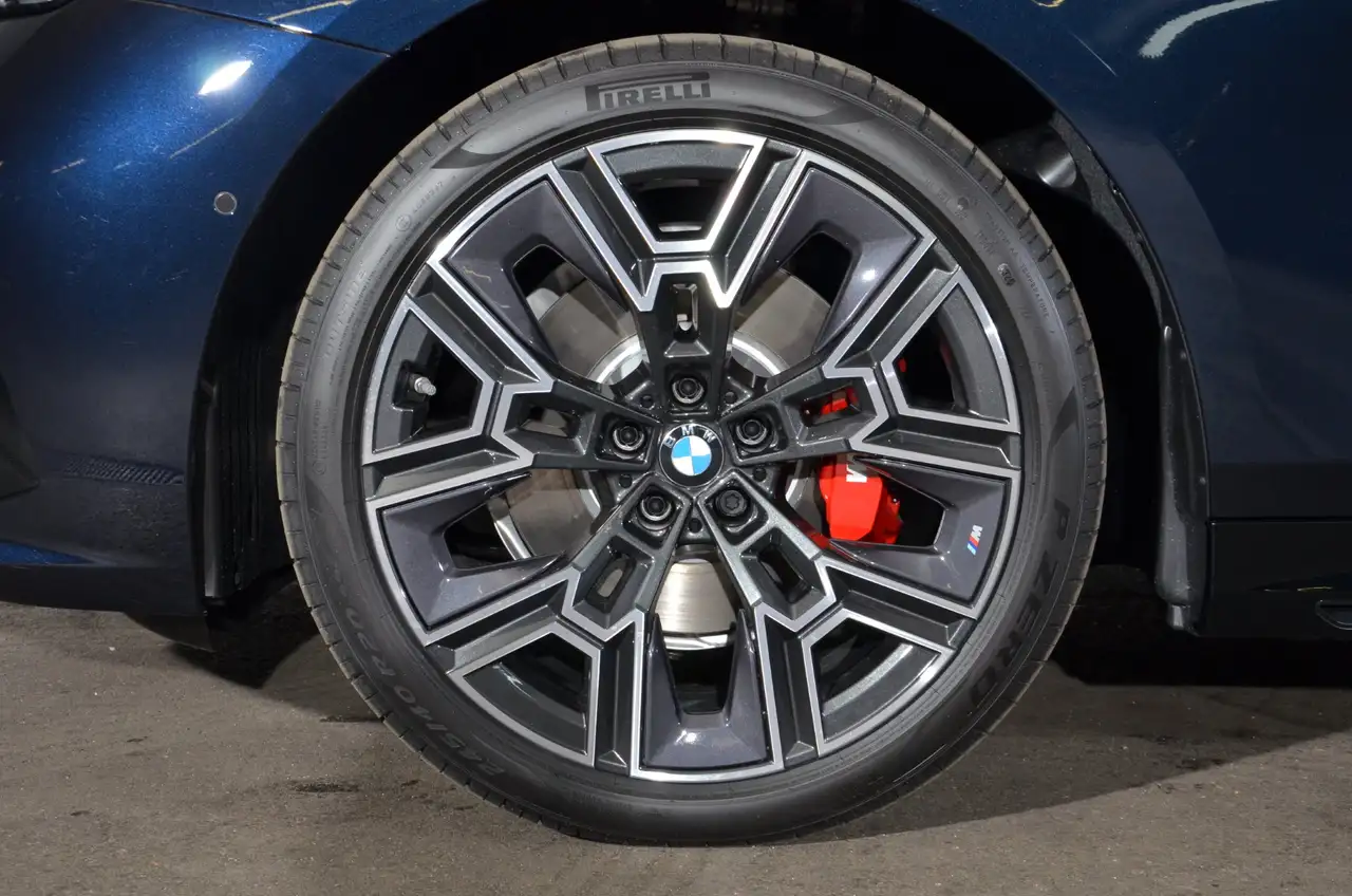 BMW 5 Series 2026