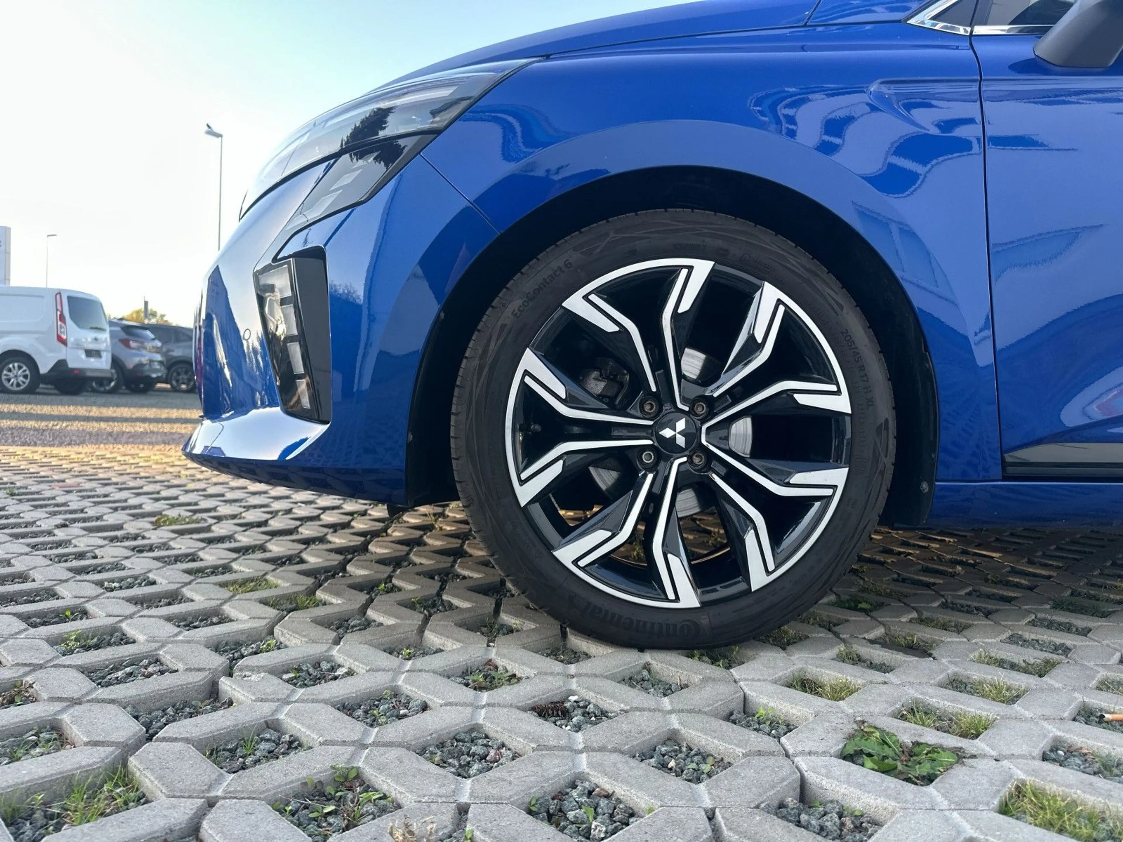 Mitsubishi Colt Intro Edition/Werksgarantie ! — photo 6