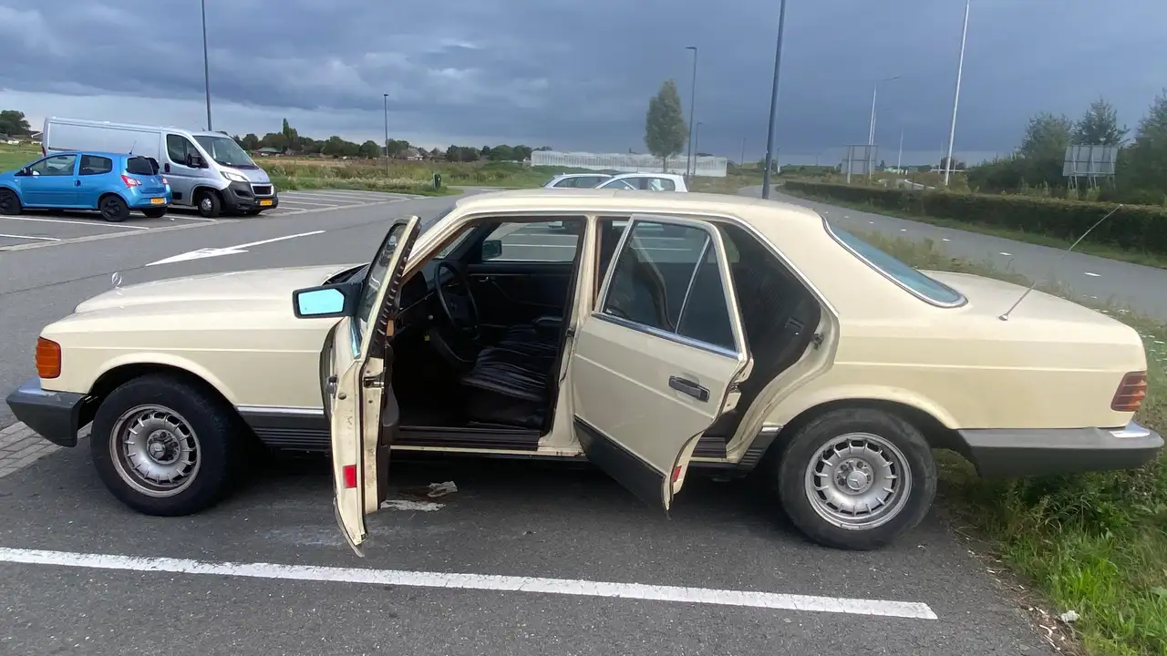 Mercedes-Benz 300 SD Turbodiesel, foto 6