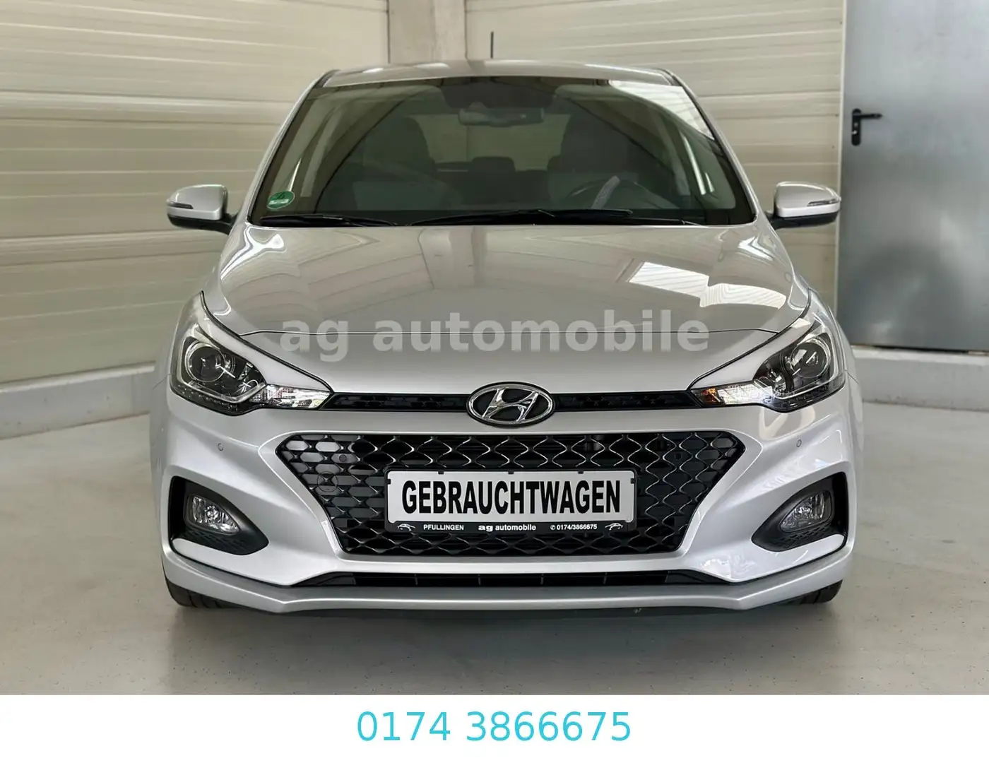 Hyundai i20 Select/120 PS/1 Hand/ Argento - 1