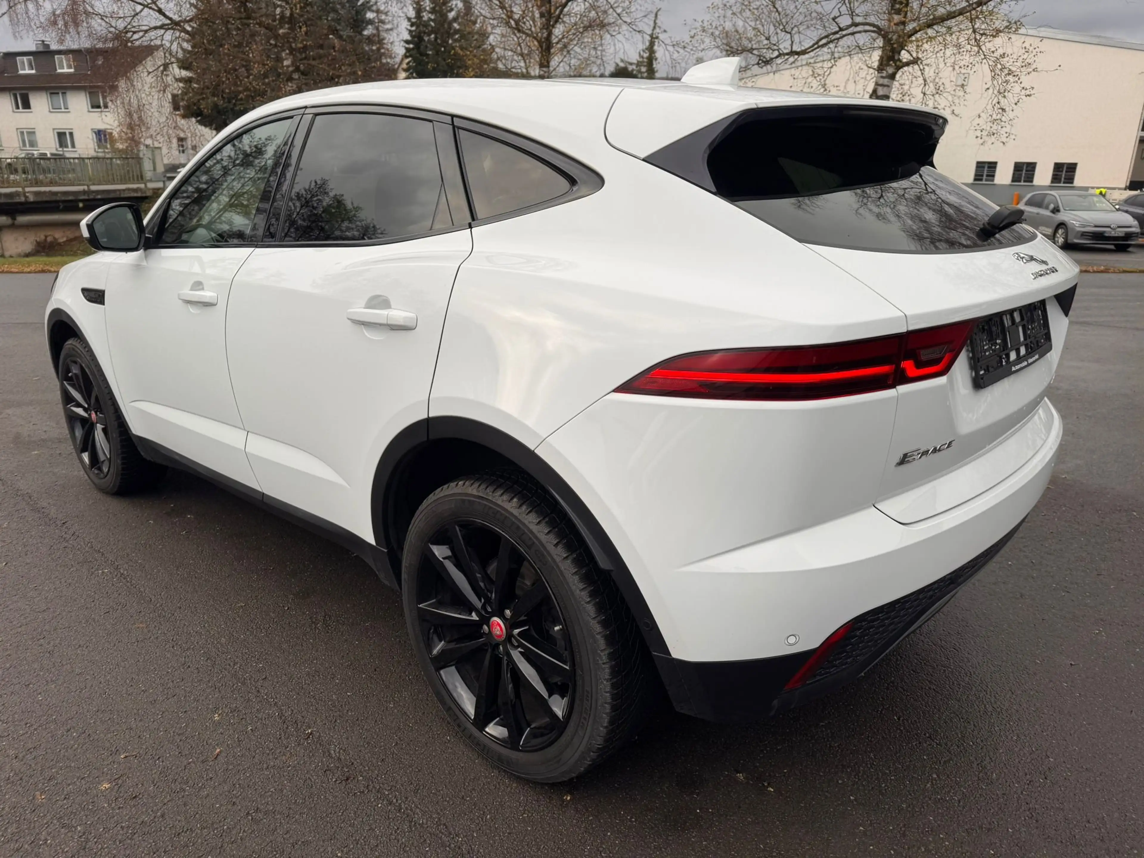 Jaguar E-Pace SE AWD — photo 6