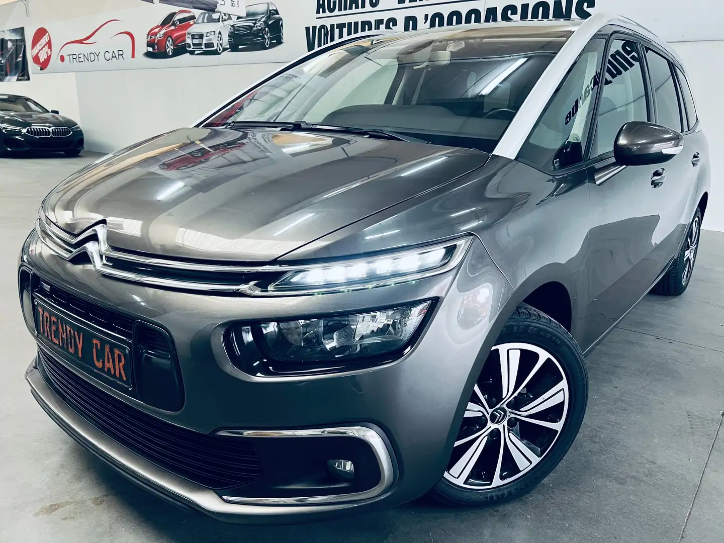 Citroen Grand C4 Picasso 1.2 PureTech Feel S+7PL+GPS+CAMERA+CARNET+CARPASS Grau - 1