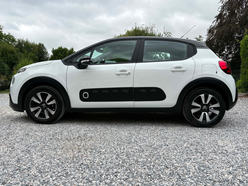 Citroen C3 Airbump-1.2i-Euro6b-Gps-Cruise Control-Apple CarPlay-Lane Assist-New Pneus... — photo 13