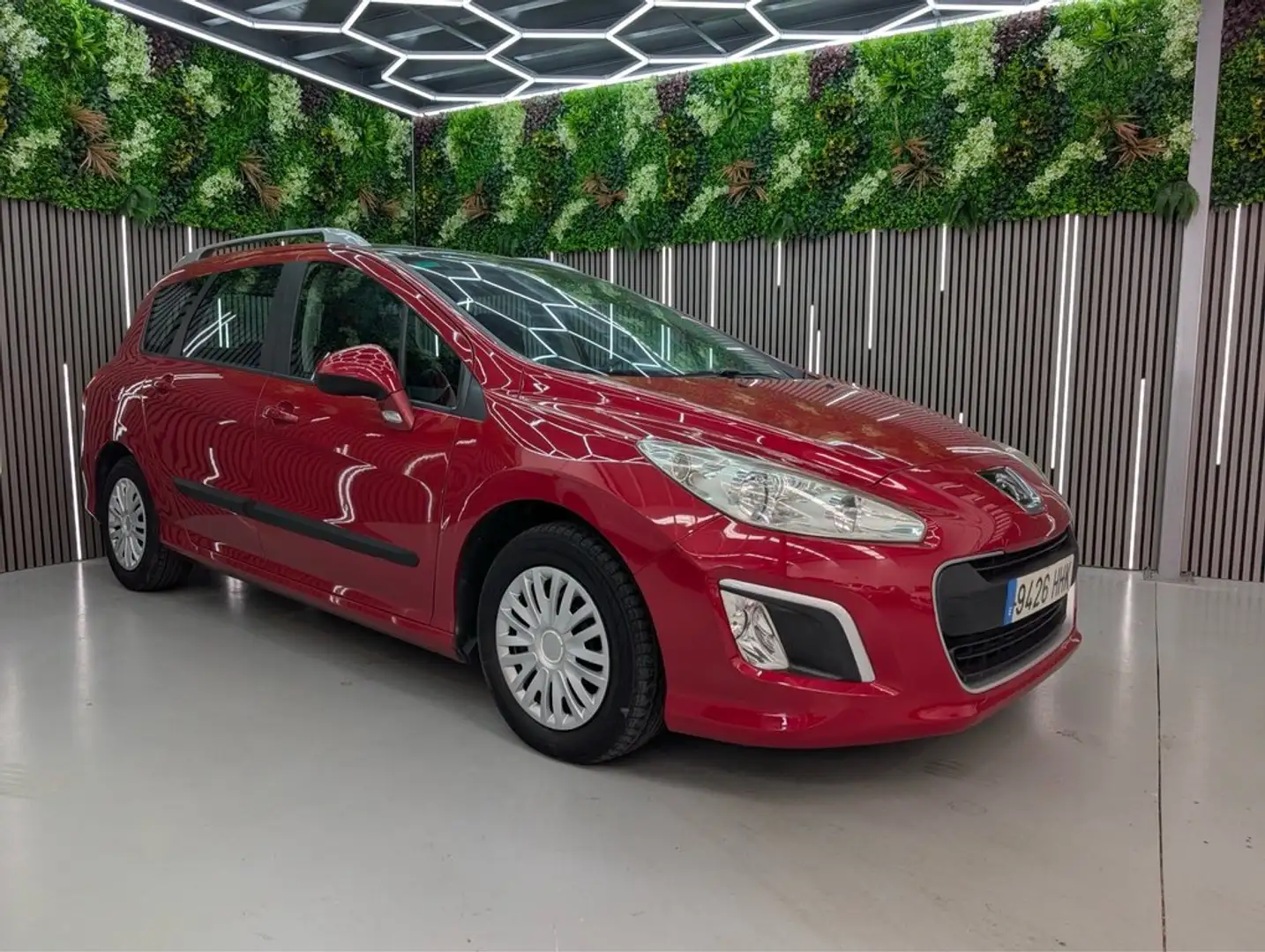 Peugeot 308 SW Access 1.6 e-HDI 112 FAP Burdeos - 1