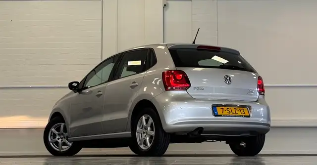 Volkswagen Polo view 7