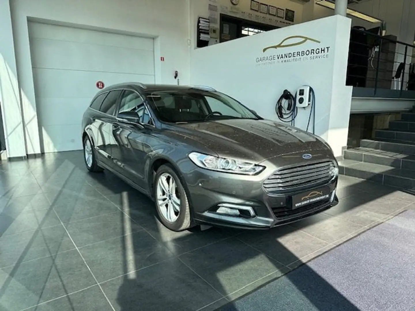 Ford Mondeo CLIPPER TITANIUM BENZINE  AUTOMAAT Grigio - 1