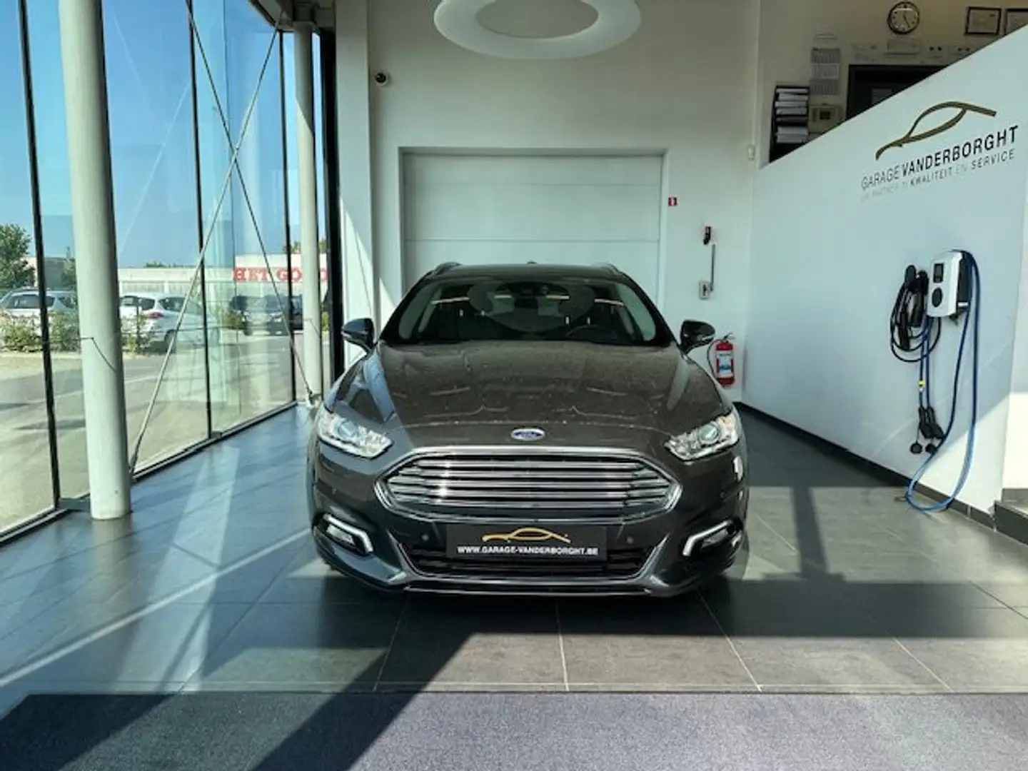Ford Mondeo CLIPPER TITANIUM BENZINE  AUTOMAAT Grigio - 2