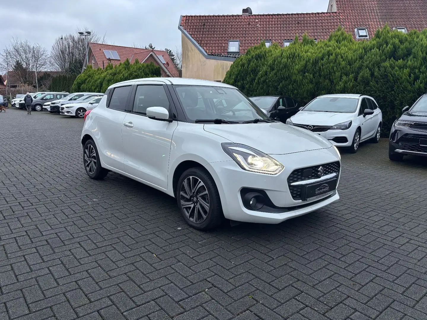 Suzuki Swift Comfort+/Navi/SHZ/DAB/Kamera Blanc - 2