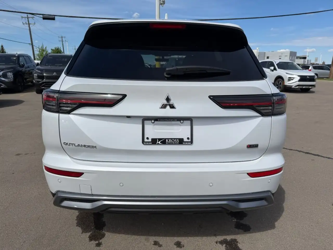 Mitsubishi Outlander снимка Mitsubishi Outlander