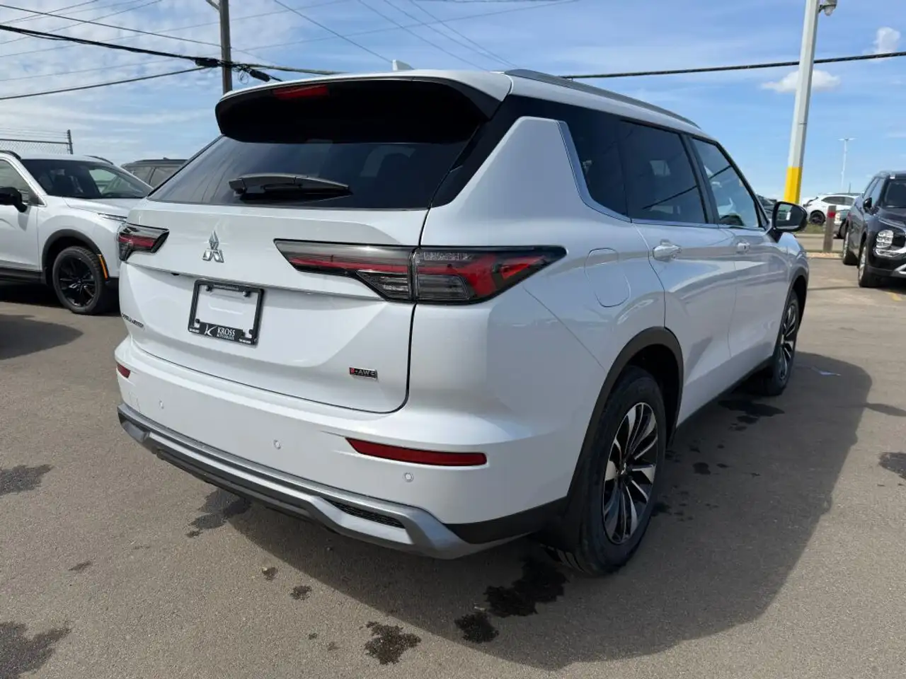 Mitsubishi Outlander снимка Mitsubishi Outlander