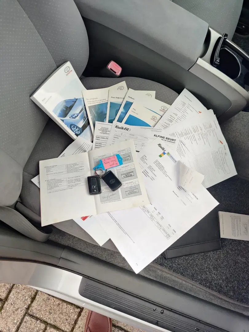 Toyota Prius 1.5 VVT-i Tech Edition Dealer onderhouden..!! Argent - 2