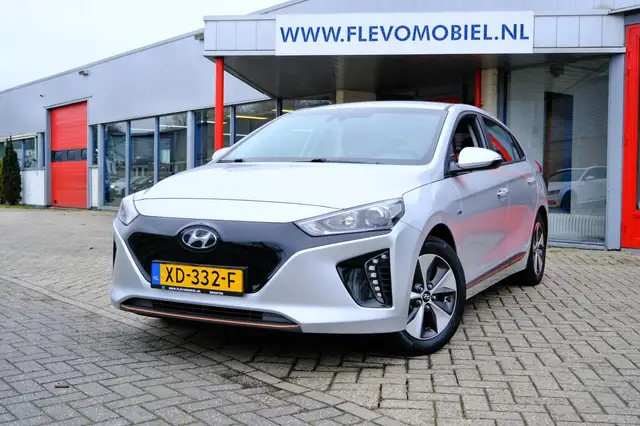 Hyundai IONIQ Comfort EV Aut. Navi|Clima|Cam|LMV