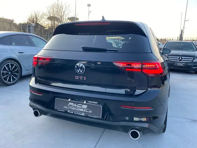 Volkswagen Golf view 14