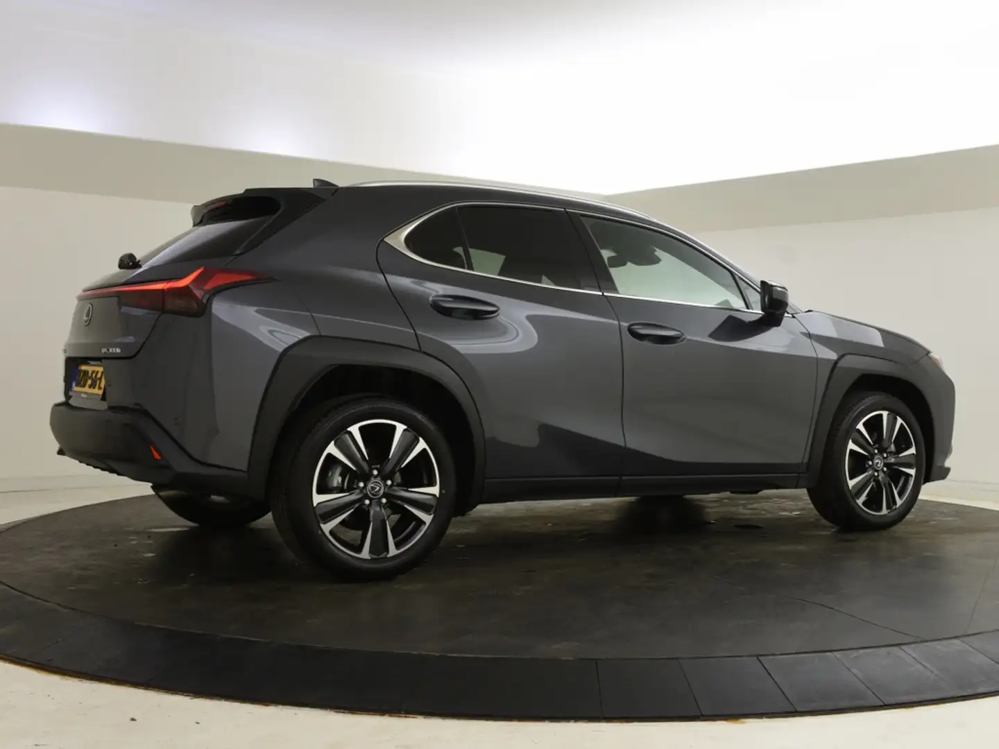 Lexus UX 300h Business Line | Blindspot | Parkeersensoren V+A Grau - 2