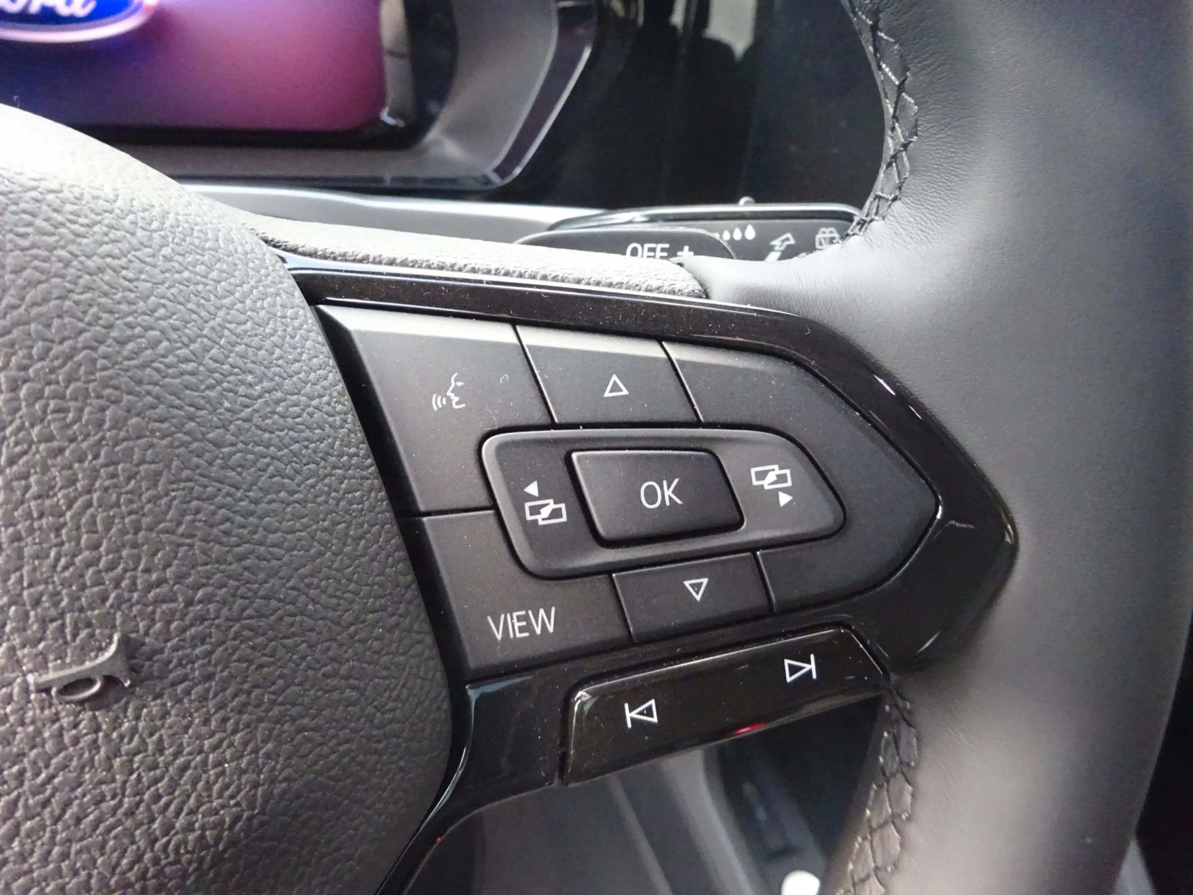 Ford Grand Tourneo Connect Titanium Aut. Kam Navi LED — photo 11