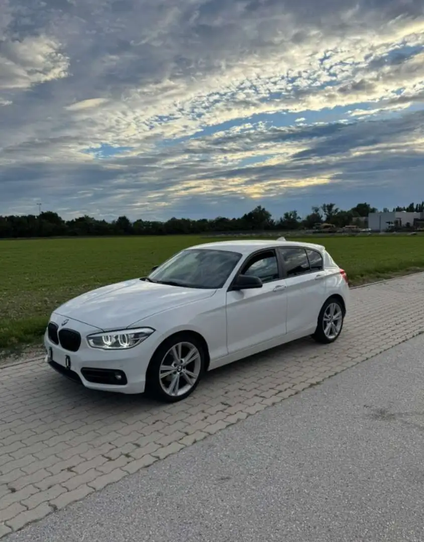 BMW 118 118d 150 ch Business Design A - 2