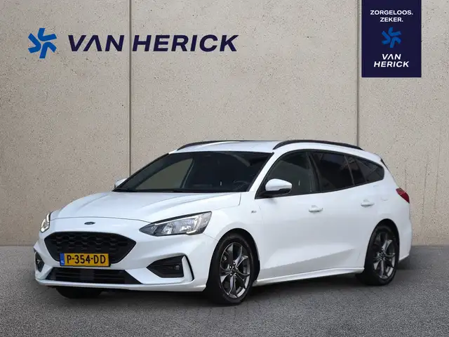 2019 Ford Focus in White for sale