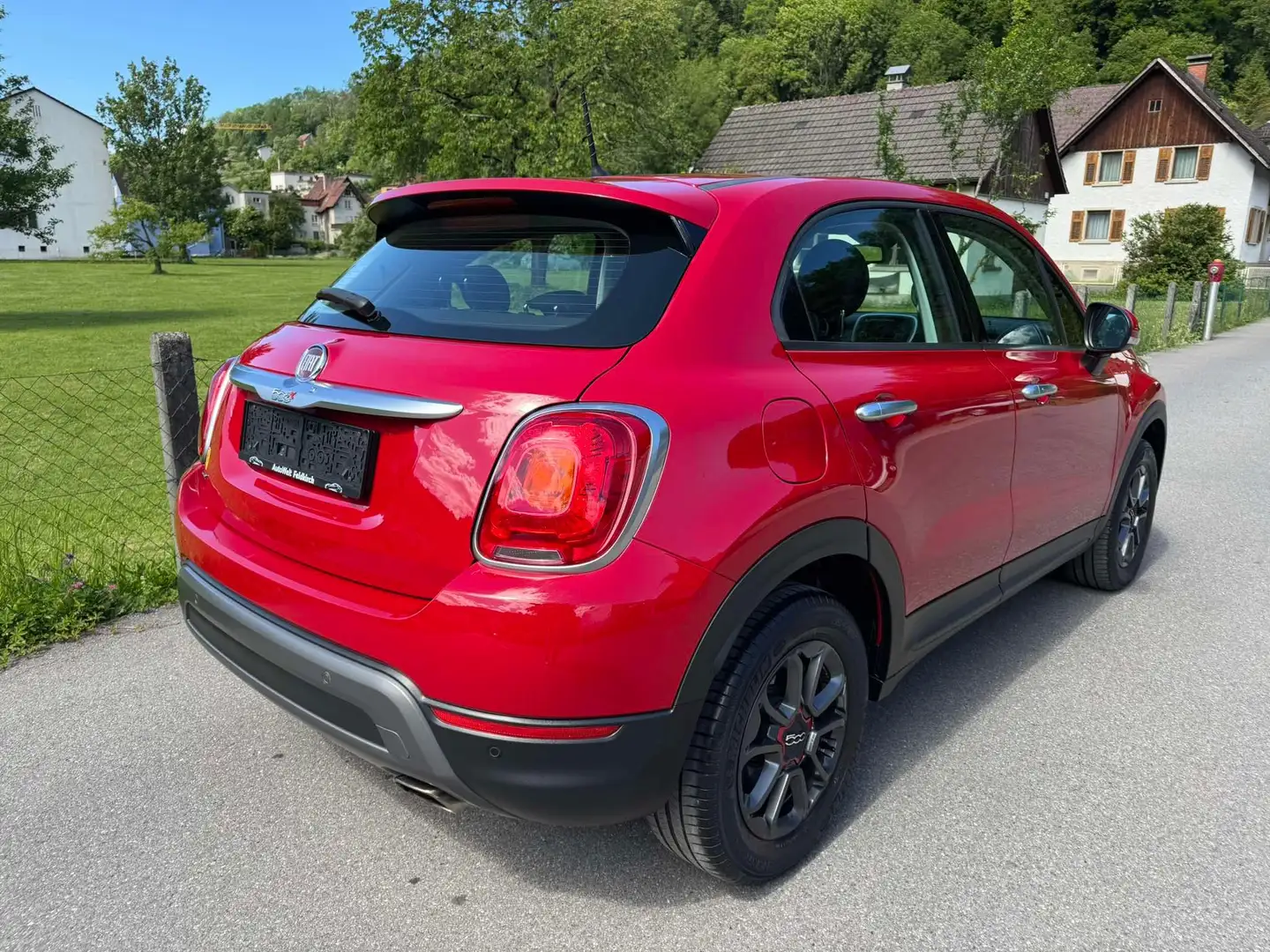 Fiat 500X 1,6 E-torQ  Off-Road Look Cross *Limited Edition Rot - 2