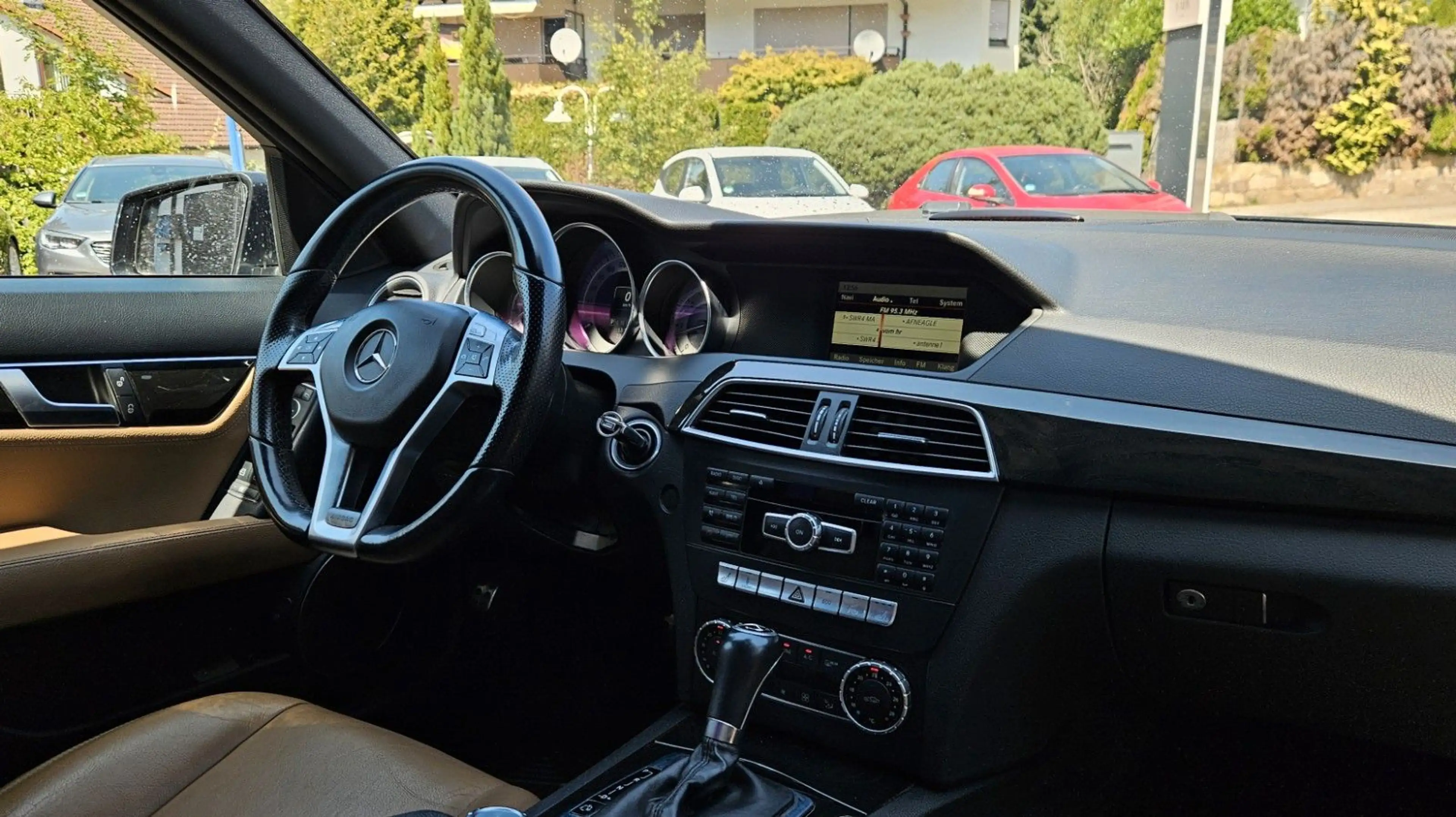 Mercedes-Benz C 350 CDI BE Limousine AMG Sport-Paket*Leder*h&k — photo 13