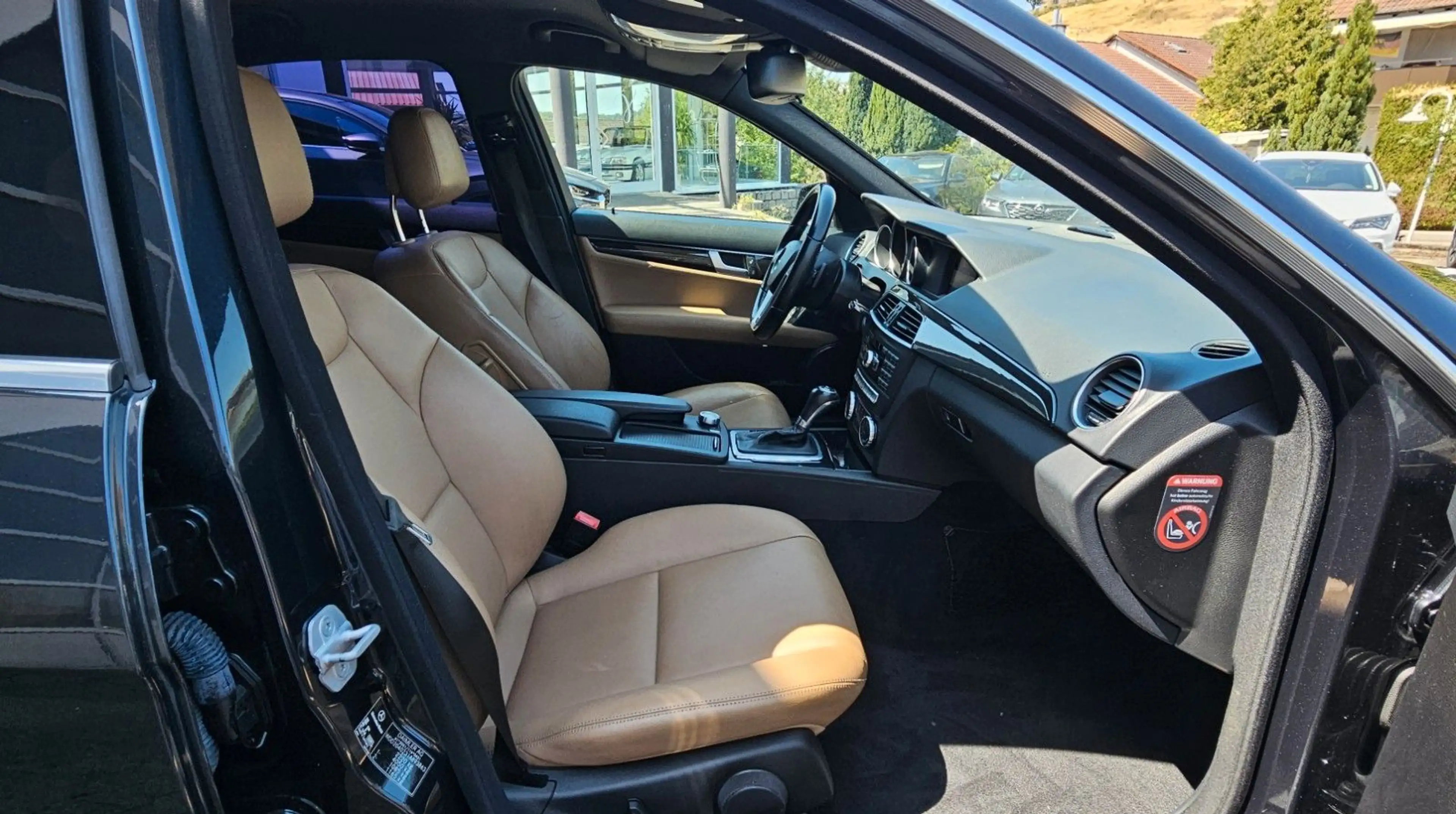 Mercedes-Benz C 350 CDI BE Limousine AMG Sport-Paket*Leder*h&k — photo 12