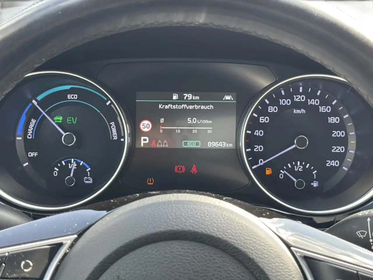 Kia XCeed Vision 1.6 PHEV DCT AHK+KOMFORT+NAV+ADVANC 12