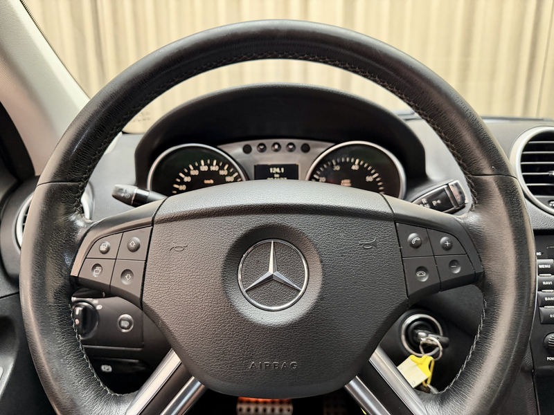Mercedes-Benz ML 350 M-klasse V6 272PK *Org. NL!*  Trekhaak / Leder/Alc — photo 30