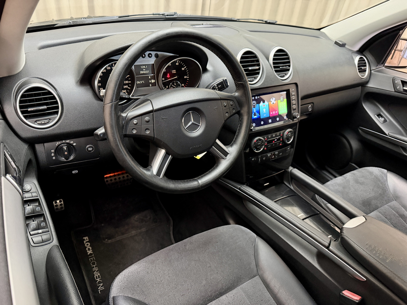 Mercedes-Benz ML 350 M-klasse V6 272PK *Org. NL!*  Trekhaak / Leder/Alc — photo 26