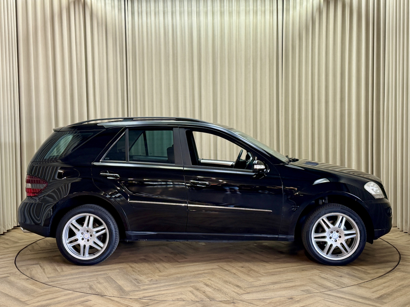 Mercedes-Benz ML 350 M-klasse V6 272PK *Org. NL!*  Trekhaak / Leder/Alc — photo 17