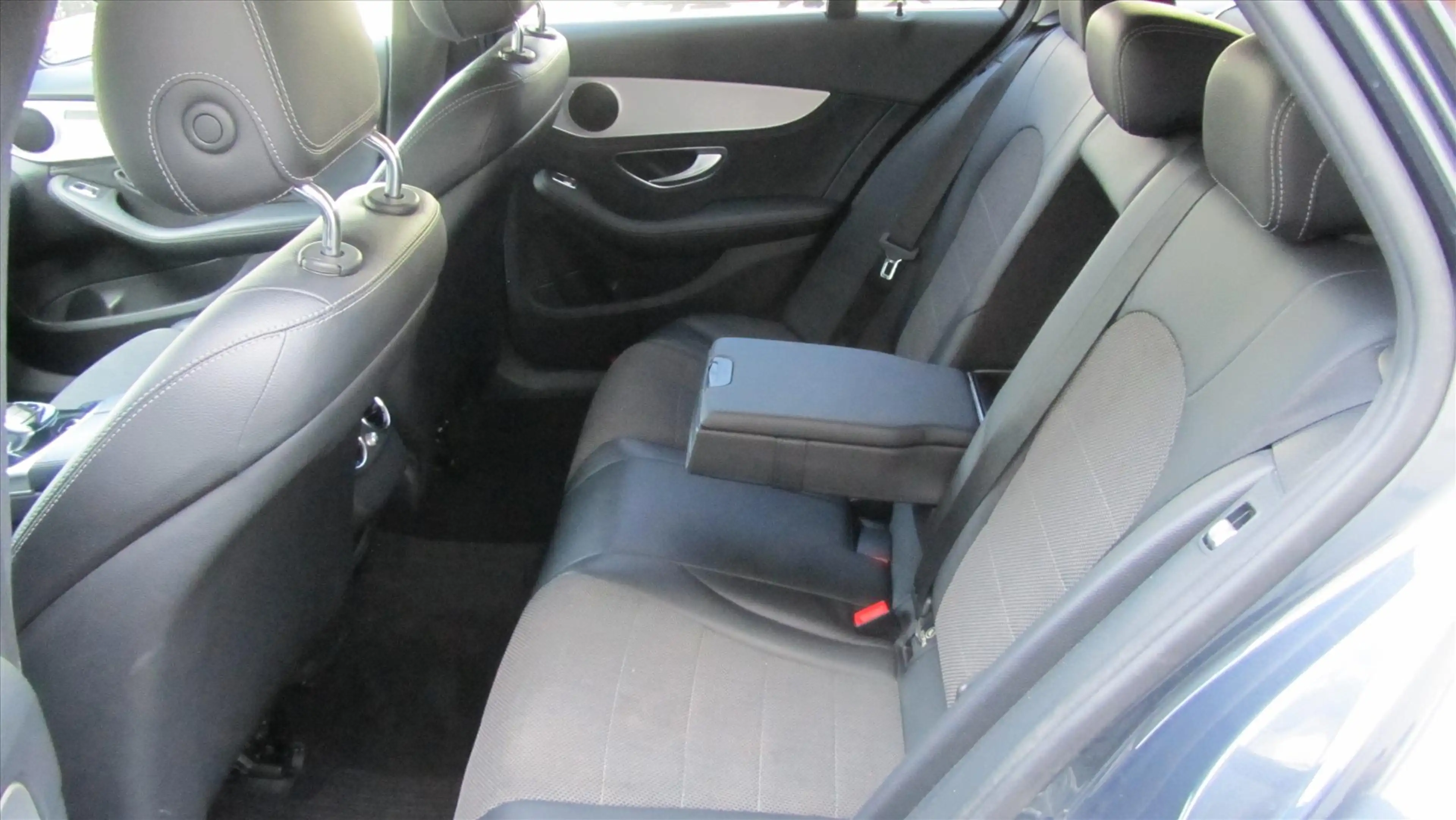 Mercedes-Benz C 350 Estate C350 e PLUG-IN HYBRID 279pk 7G-T — photo 15