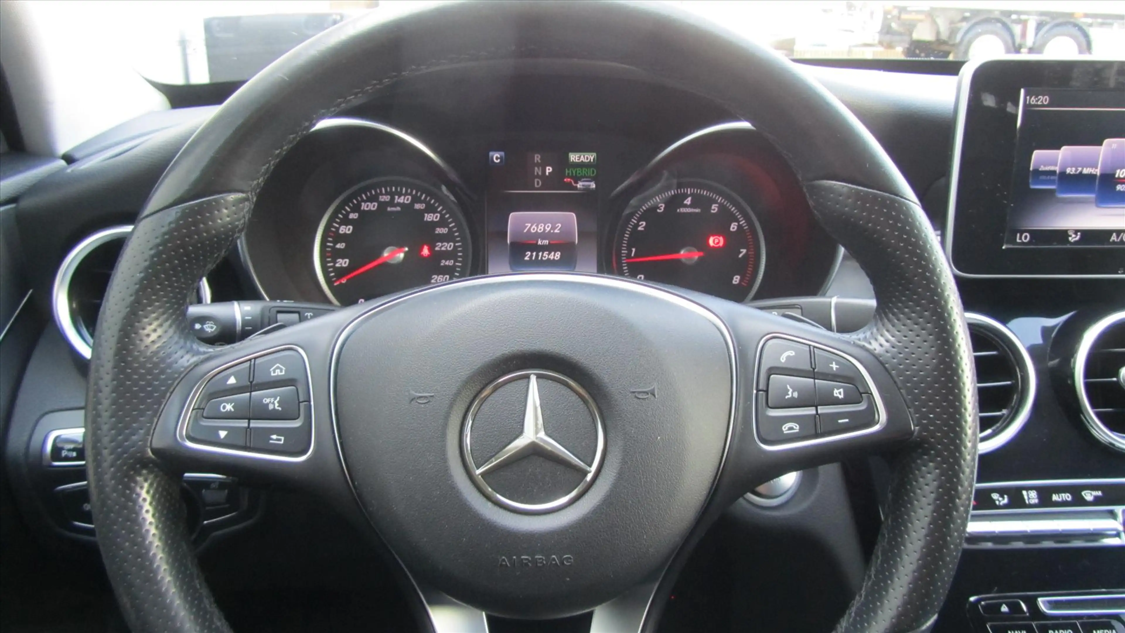 Mercedes-Benz C 350 Estate C350 e PLUG-IN HYBRID 279pk 7G-T — photo 23
