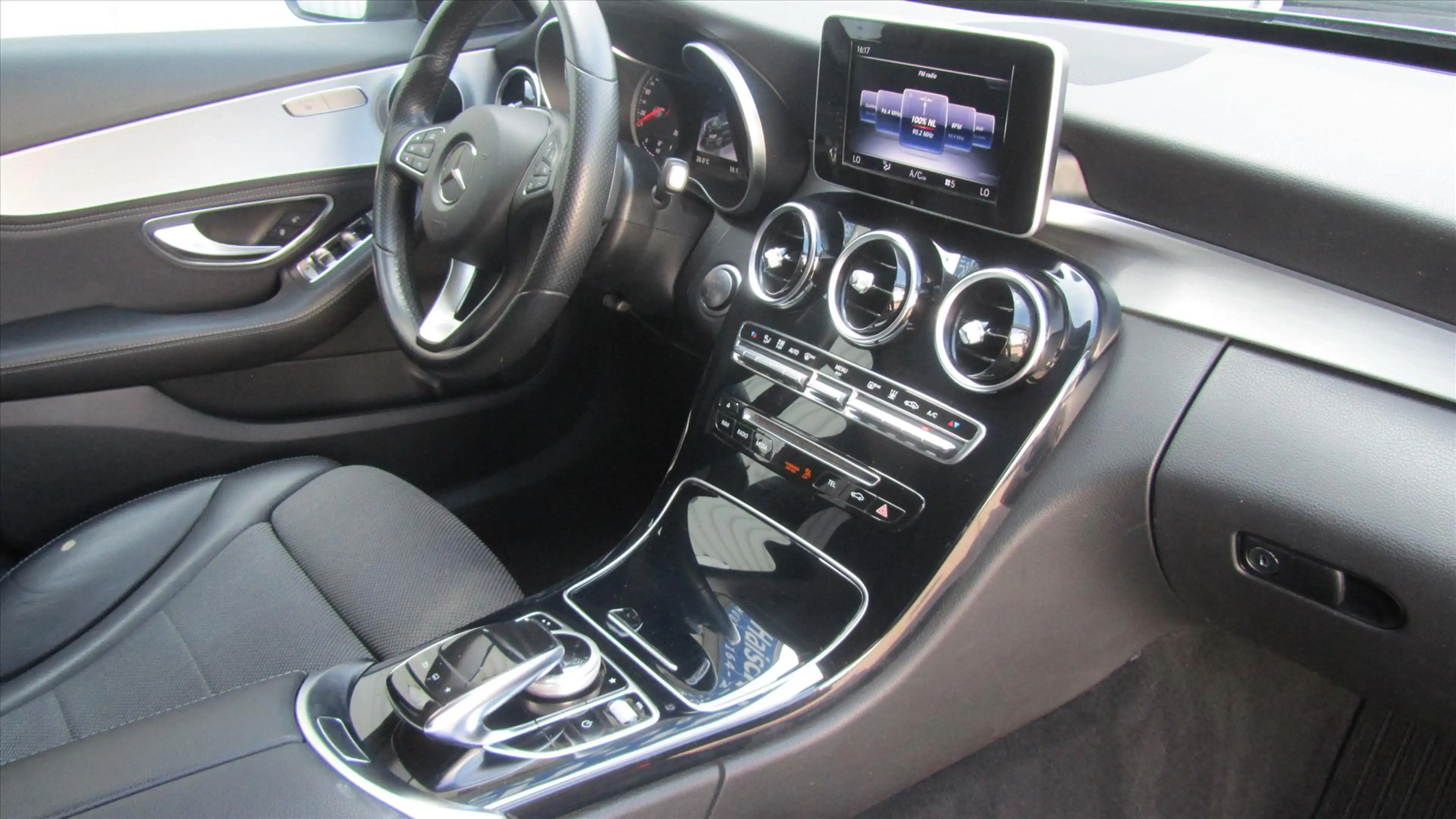 Mercedes-Benz C 350 Estate C350 e PLUG-IN HYBRID 279pk 7G-T — photo 14