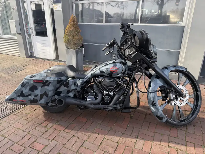 Harley-Davidson Street Glide - foto 5