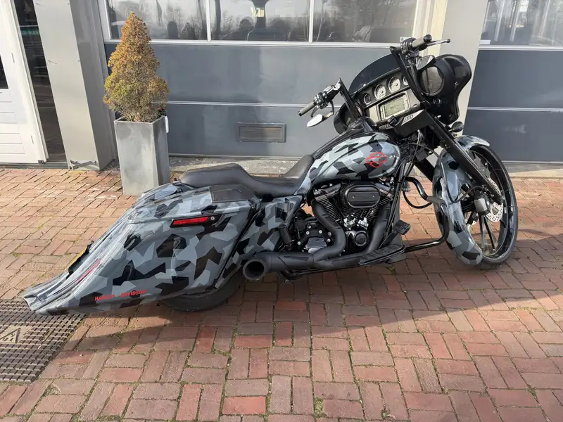 Harley-Davidson Street Glide - foto 2